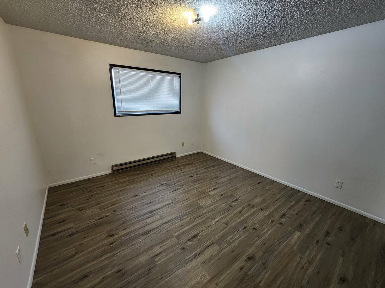 1206 E 3rd St #3 - Photo 6 of 10
