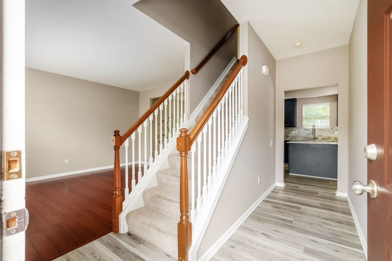 1208 Briarshore Way - Photo 7 of 50