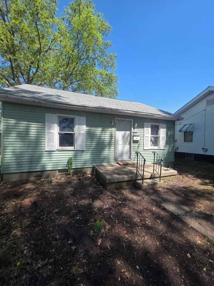2448 E Wood St - Photo 7 of 14