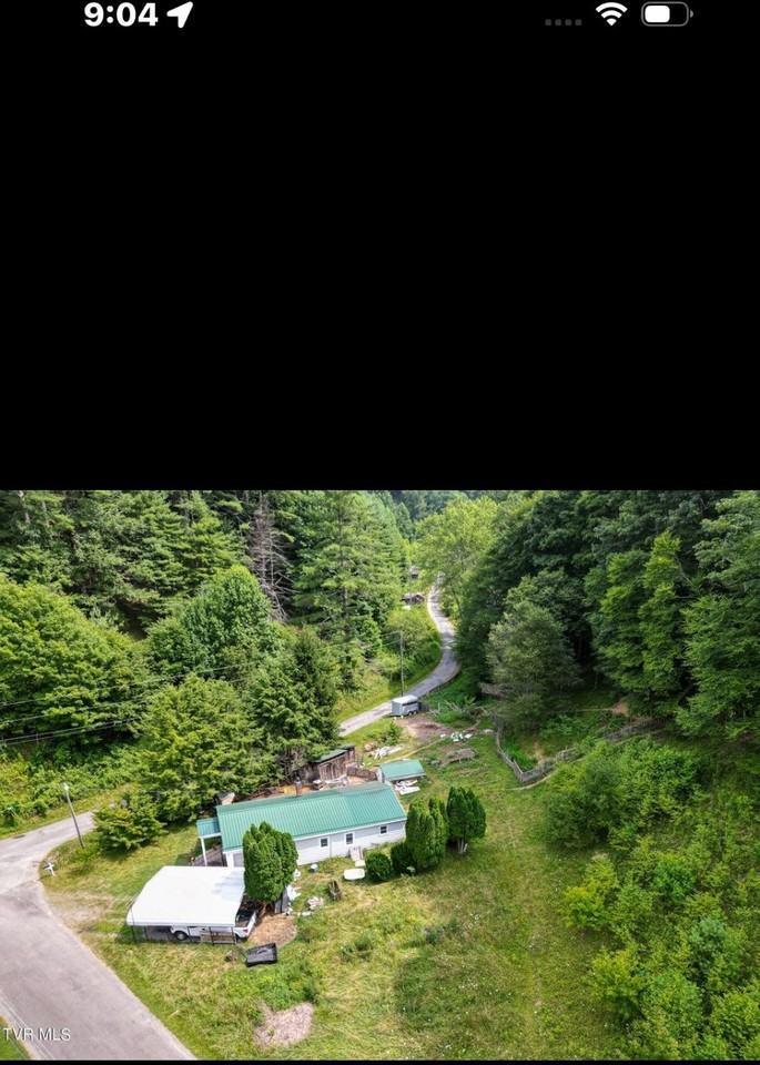 729 Drakes Creek Rd - Photo 2 of 20