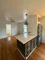 featured image of 290 Roberts Ave #2