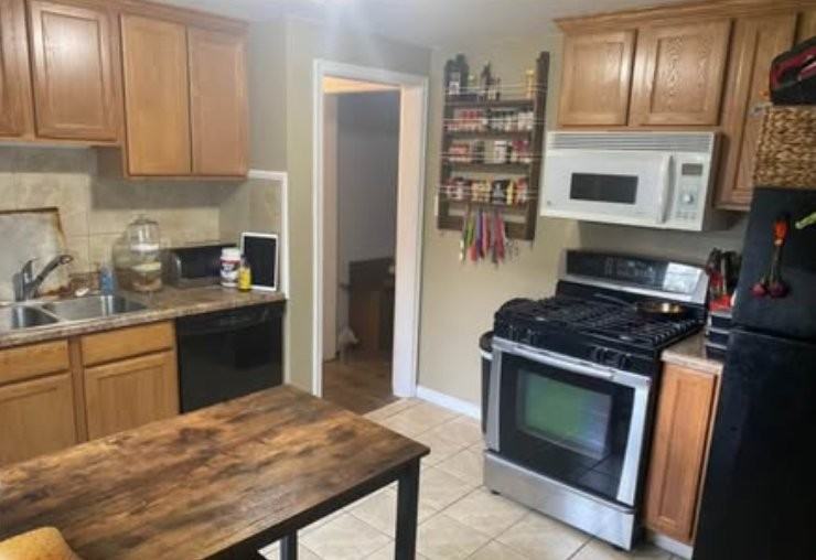 1222 S Montgomery St - Photo 4 of 5