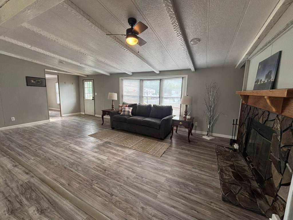 7031 Timber Rdg S - Photo 6 of 15