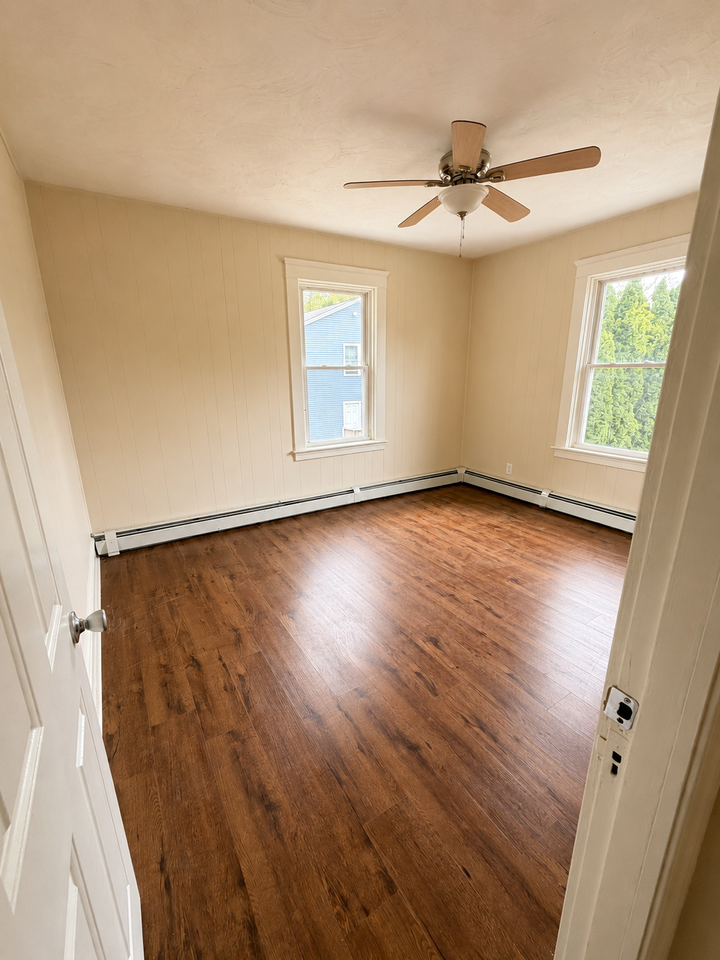 33 Messina St #2 - Photo 4 of 11