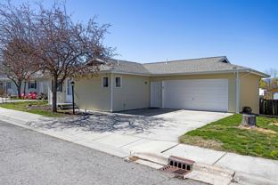 1017 Lynn Ln #NA - Photo 1 of 1