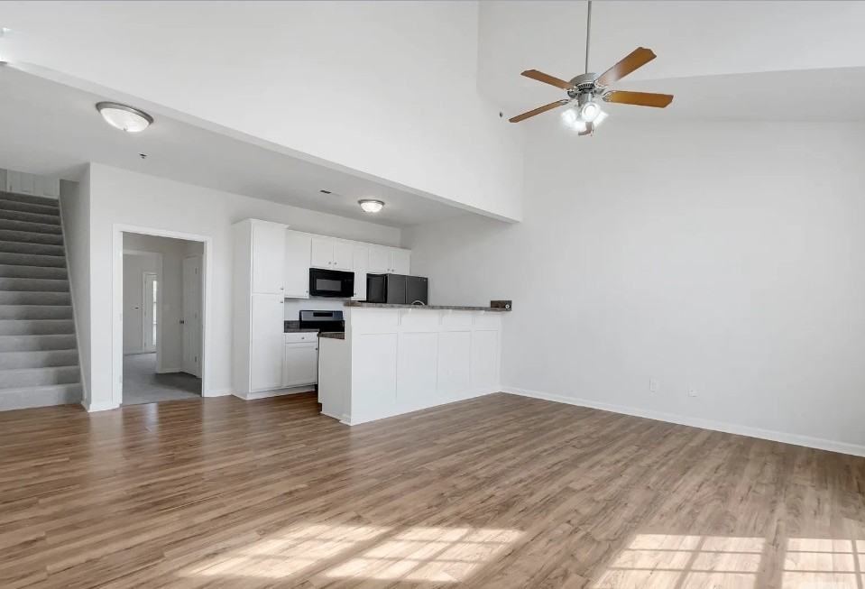 1034 Wildwood Dr #1034 - Photo 2 of 13