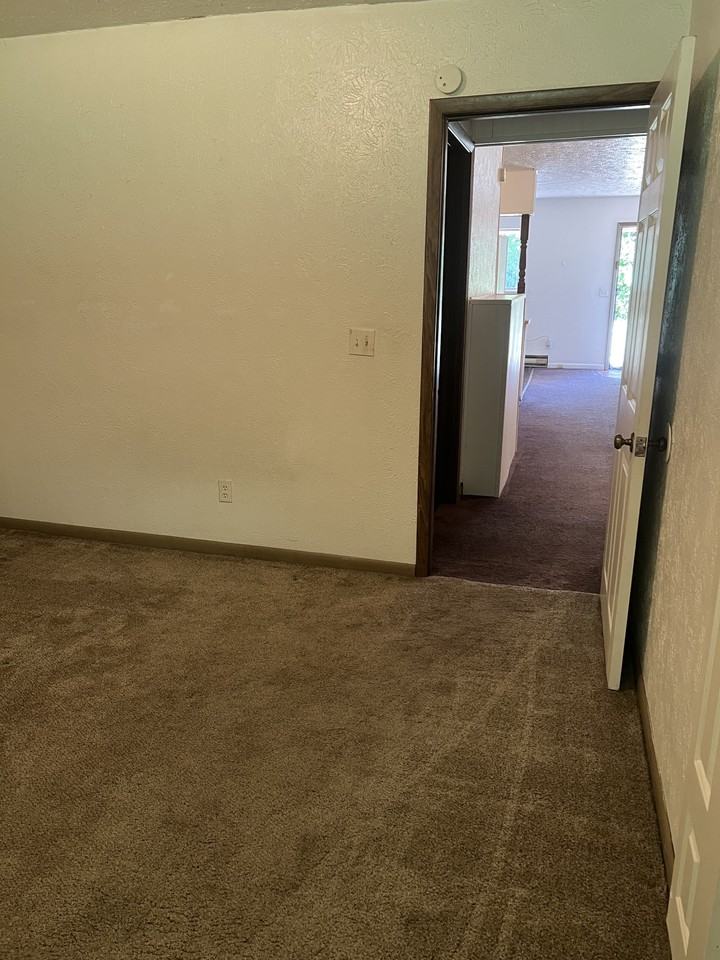 3499 E Trails End Rd #6 - Photo 6 of 7