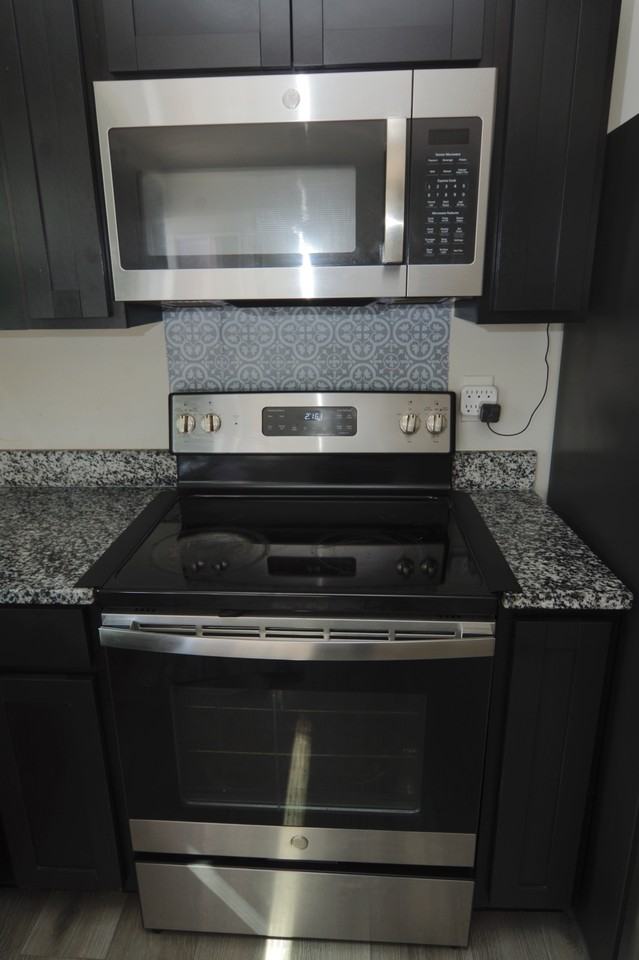 385 Saskatoon Dr #385 - Photo 6 of 19