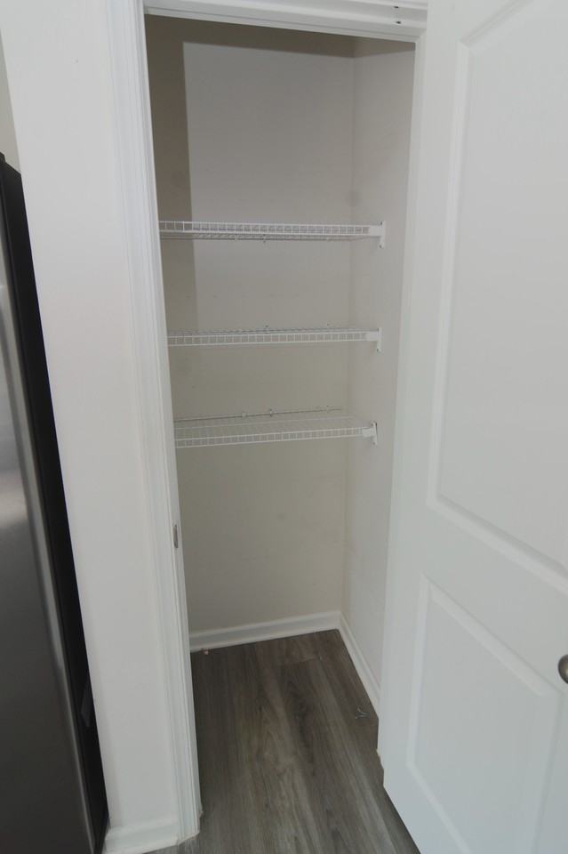 385 Saskatoon Dr #385 - Photo 7 of 19
