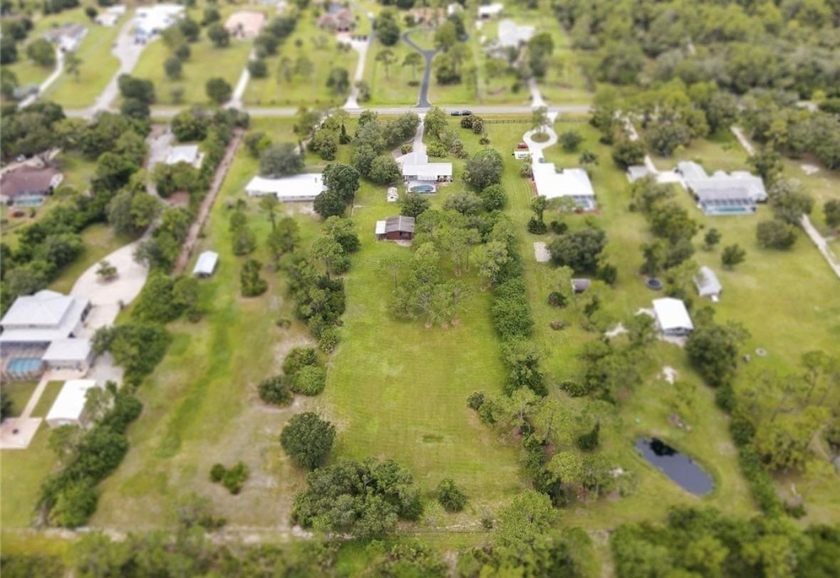 17621 Oak Creek Rd #NA - Photo 2 of 19