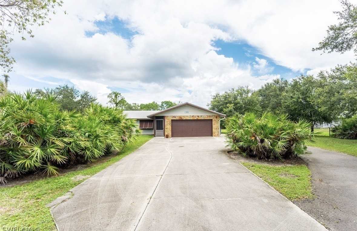 17621 Oak Creek Rd #NA - Photo 4 of 19