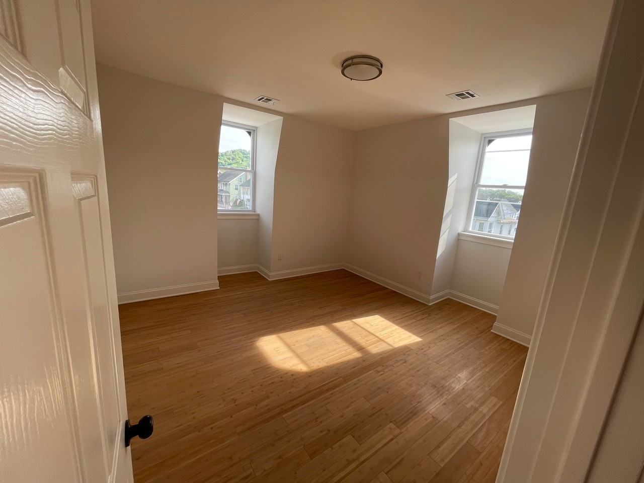 701 Main St #BH - Photo 3 of 7