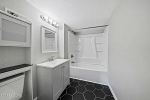 featured image of 122 Avalon Trl #NA