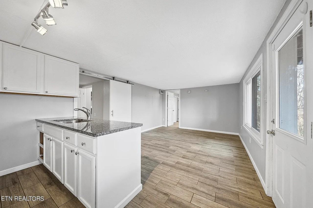 122 Avalon Trl #NA - Photo 7 of 15