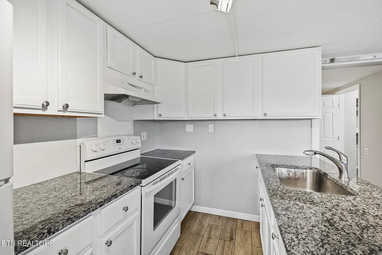122 Avalon Trl #NA - Photo 6 of 16