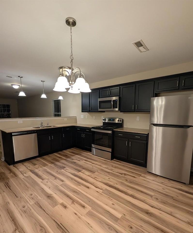 4183 Broadstairs Dr #NA - Photo 2 of 13