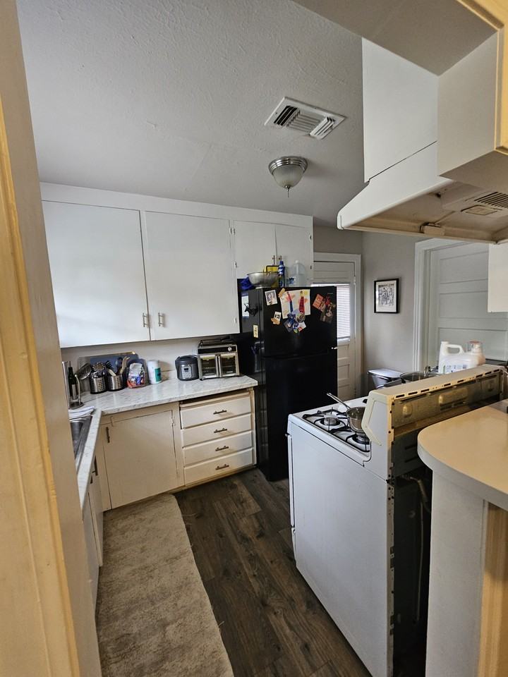 4725 Calmont Ave #NA - Photo 4 of 8