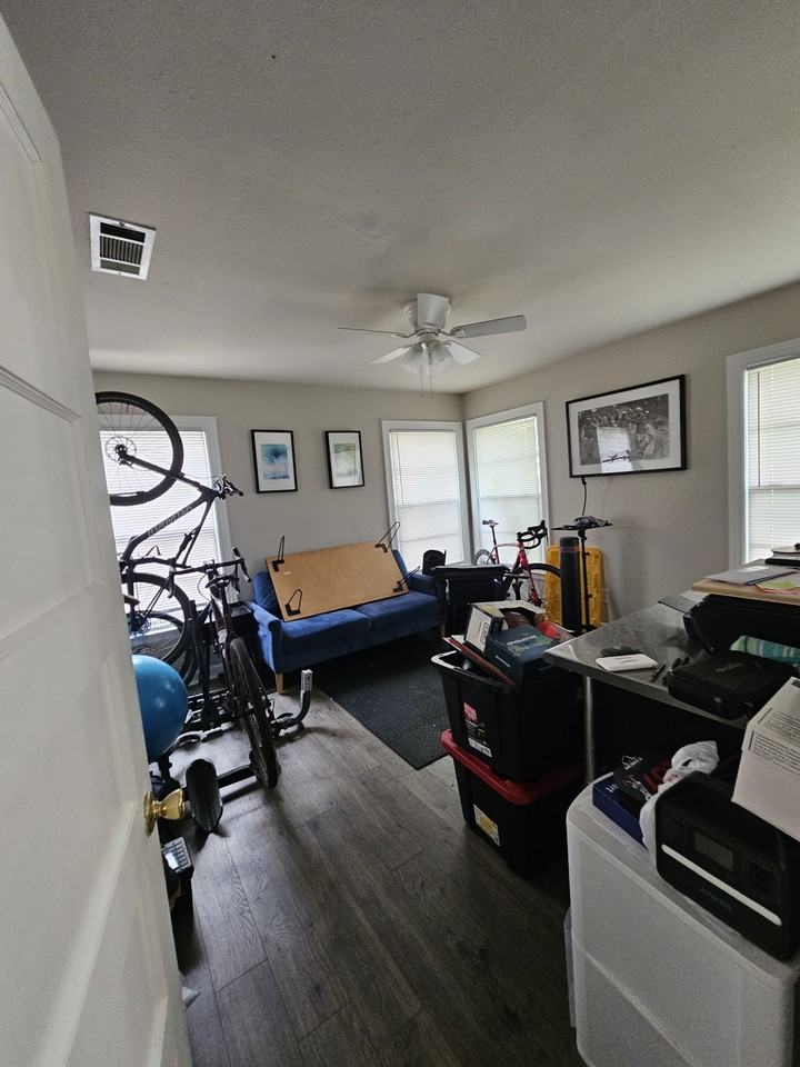 4725 Calmont Ave #NA - Photo 7 of 8