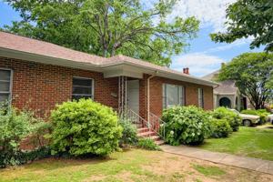 featured image of 516 Ferry St Ne