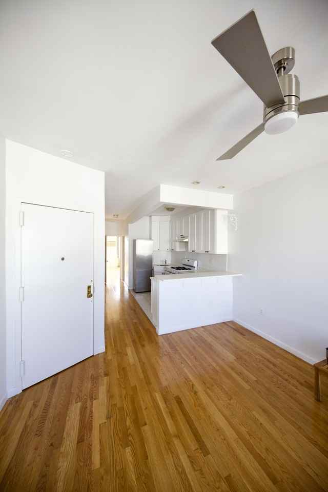 109 Newel Street #4R - Photo 2 of 10