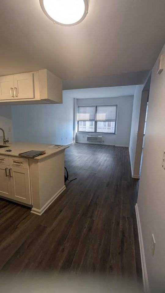 112 Christopher Columbus Dr #3206 - Photo 2 of 20