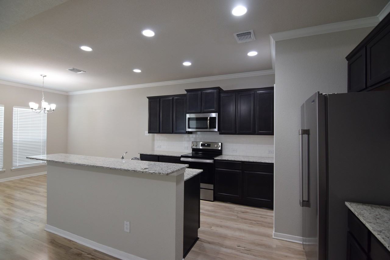 10208 Caprice #NA - Photo 4 of 23