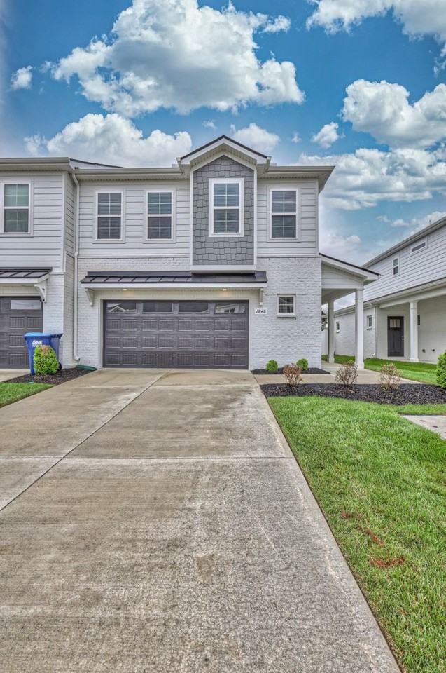4349 Doral Dr - Photo 2 of 27