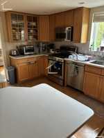 featured image of 72 Fessenden St