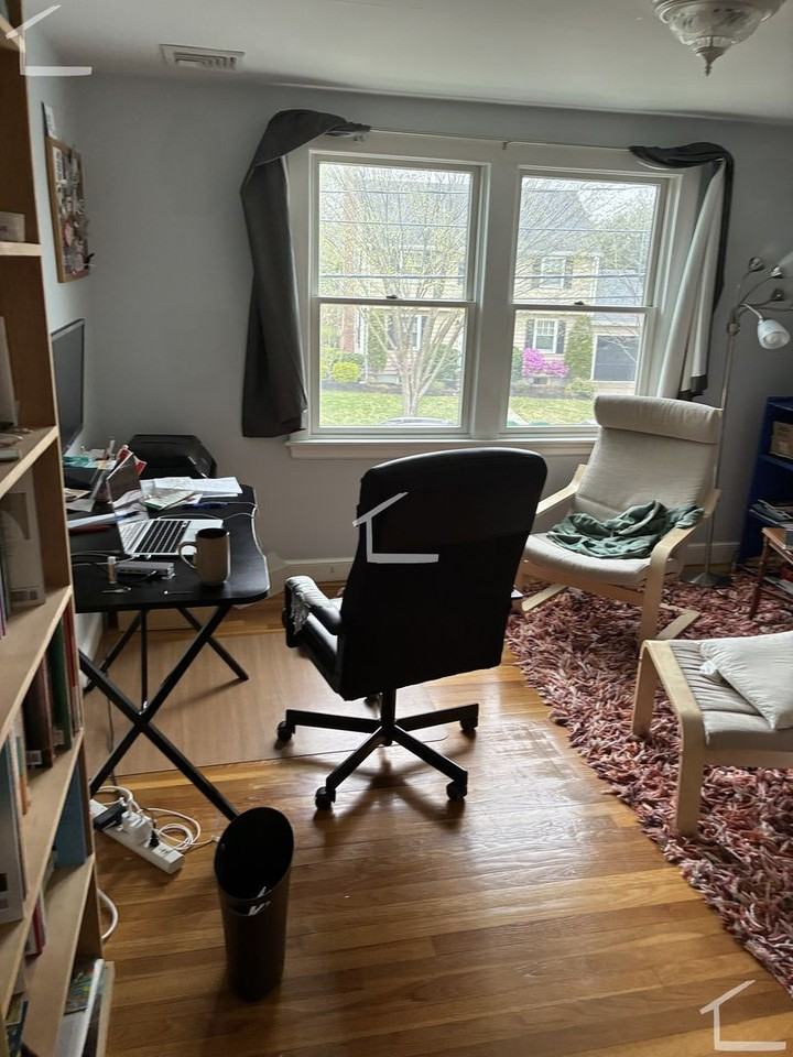 72 Fessenden St - Photo 4 of 15