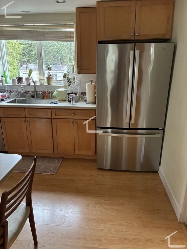 72 Fessenden St - Photo 7 of 15