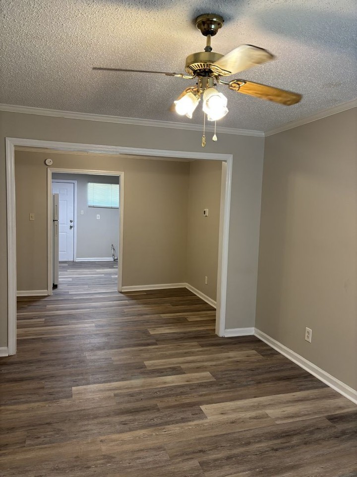 2165 1/2 Telfair St - Photo 4 of 14