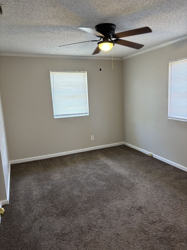2165 1/2 Telfair St - Photo 6 of 14