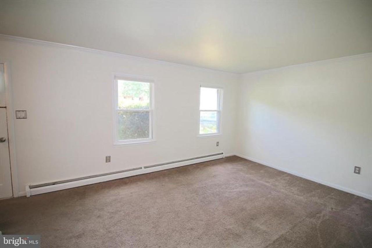 12904 Kidwell Dr - Photo 2 of 19