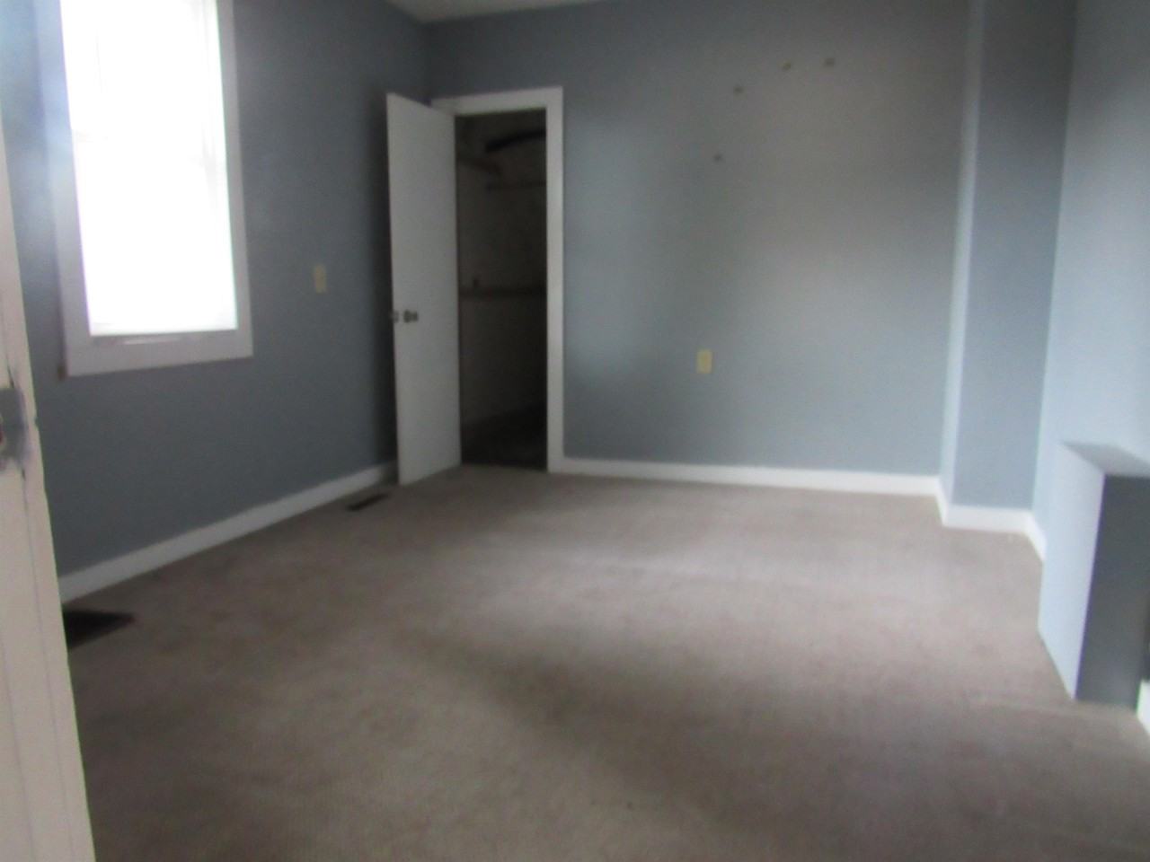 223 N Tenth - B #B - Photo 3 of 5