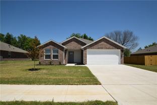 322 Texas Ave - Photo 1 of 1