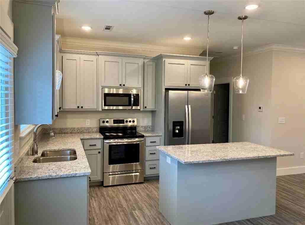 4 Kemble Cir - Photo 2 of 7