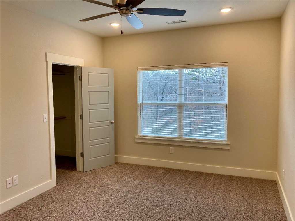 4 Kemble Cir - Photo 4 of 7