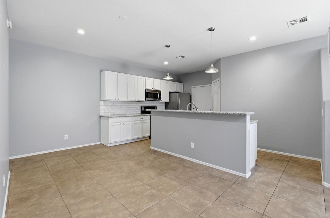 2027 E University Dr #134 - Photo 7 of 35