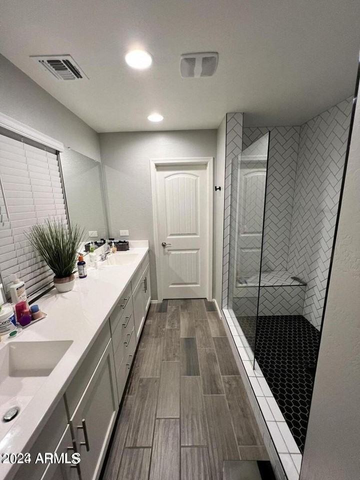 13820 N 7th Way - Photo 6 of 13