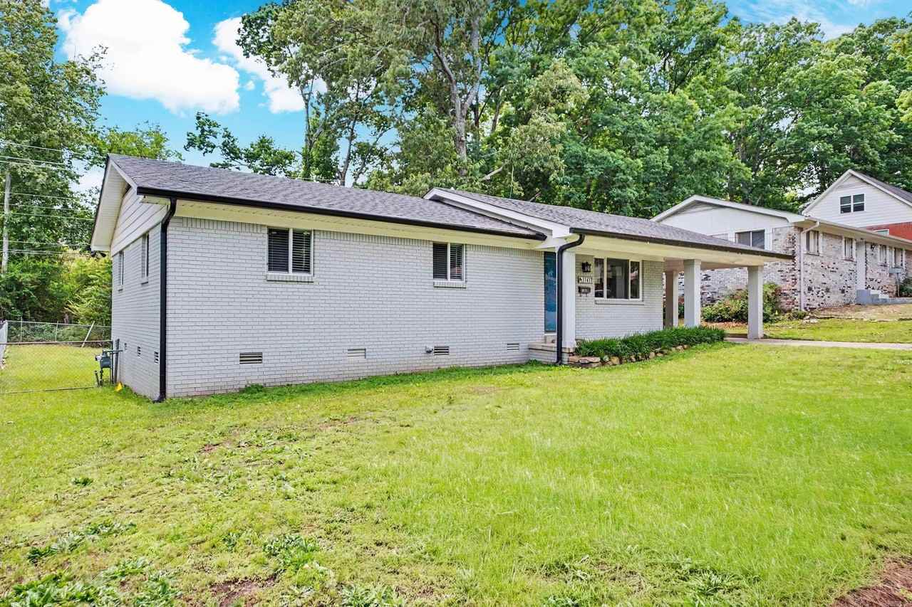 11014 Birchwood Dr - Photo 3 of 39