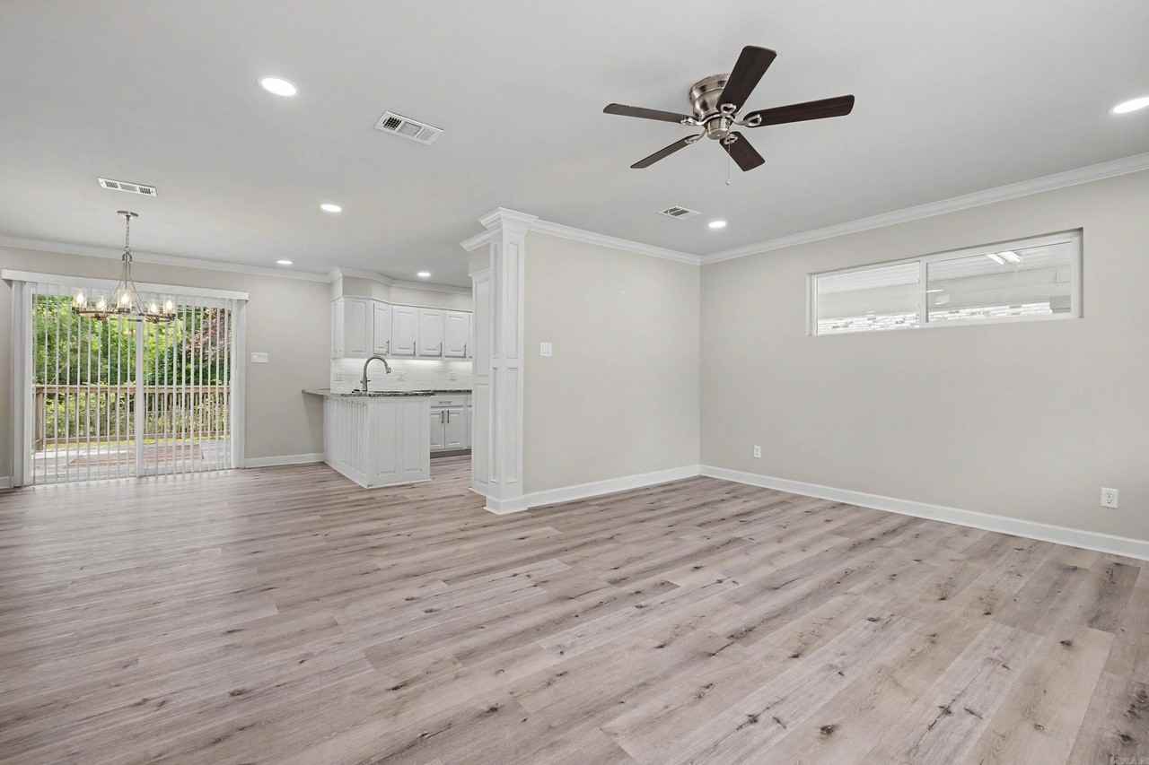 11014 Birchwood Dr - Photo 4 of 39