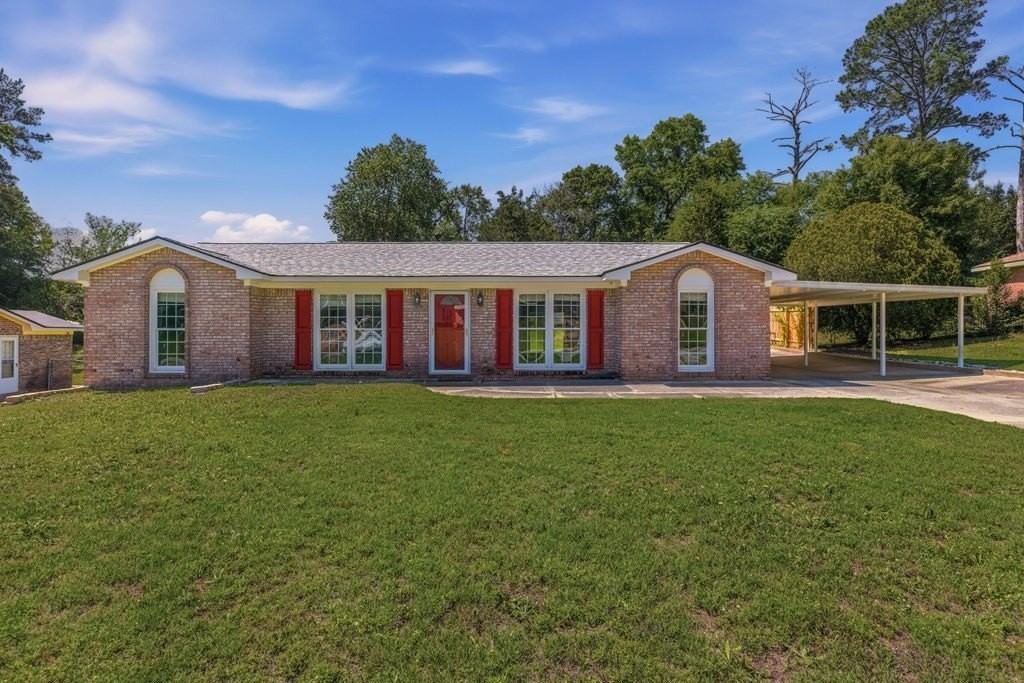 5010 Willowbrook Dr - Photo 2 of 20