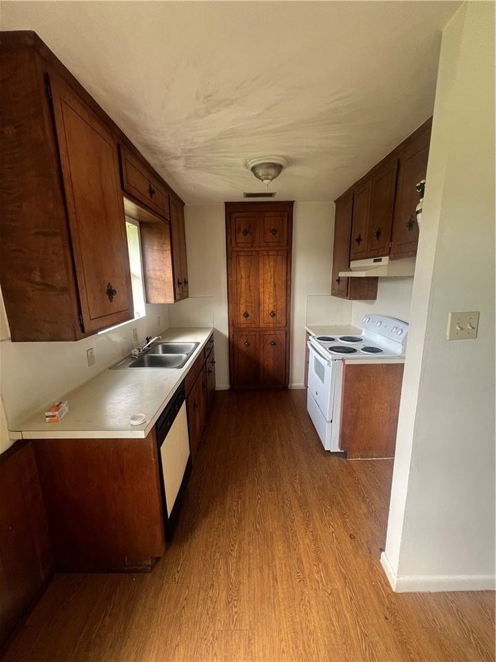 4817 Lavaca Dr #1 - Photo 3 of 7