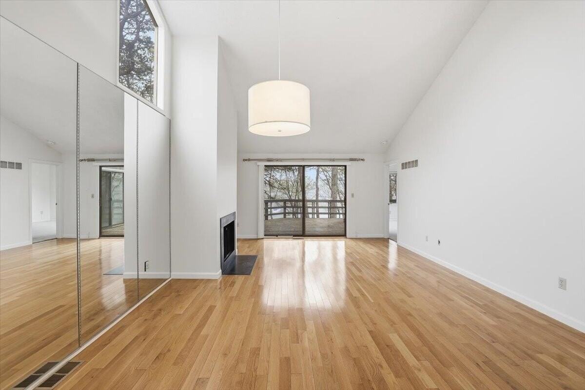 263 Seaward Bnd #263 - Photo 4 of 40