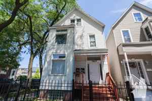 featured image of 1927 N Kedzie Ave #2F