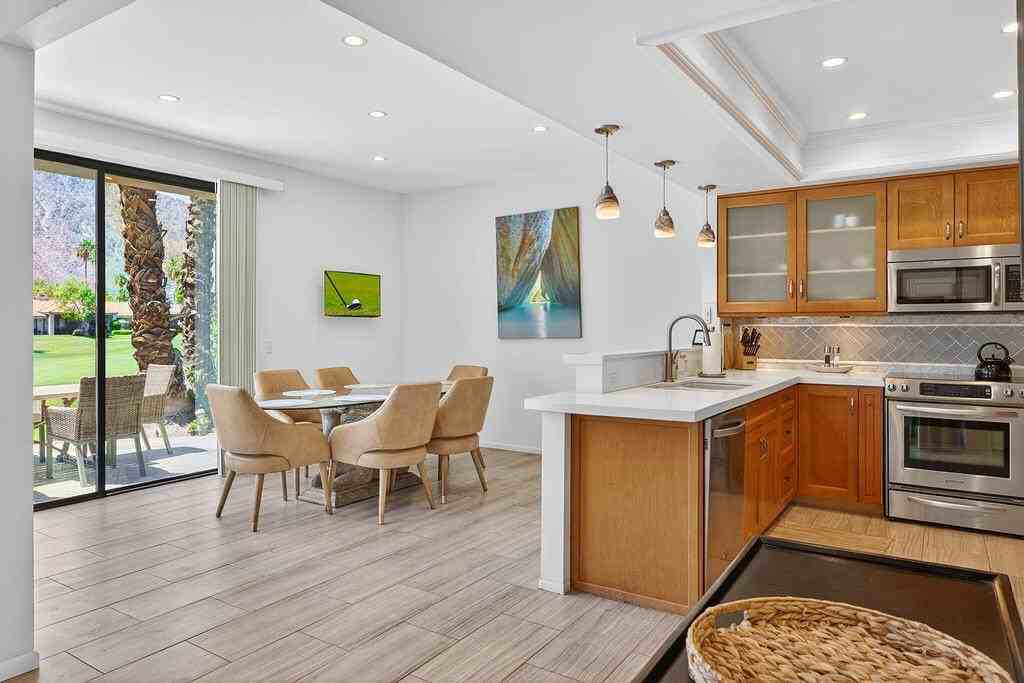 55105 Oakhill - Photo 7 of 26