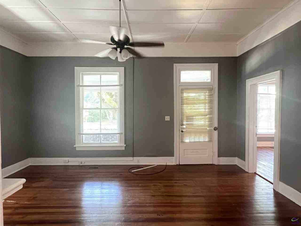 310 Central Ave - Photo 6 of 34
