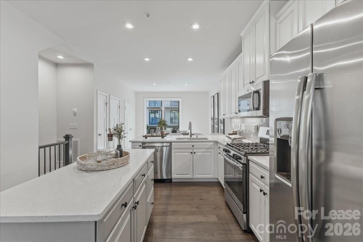 522 Music Hall Way - Photo 6 of 24
