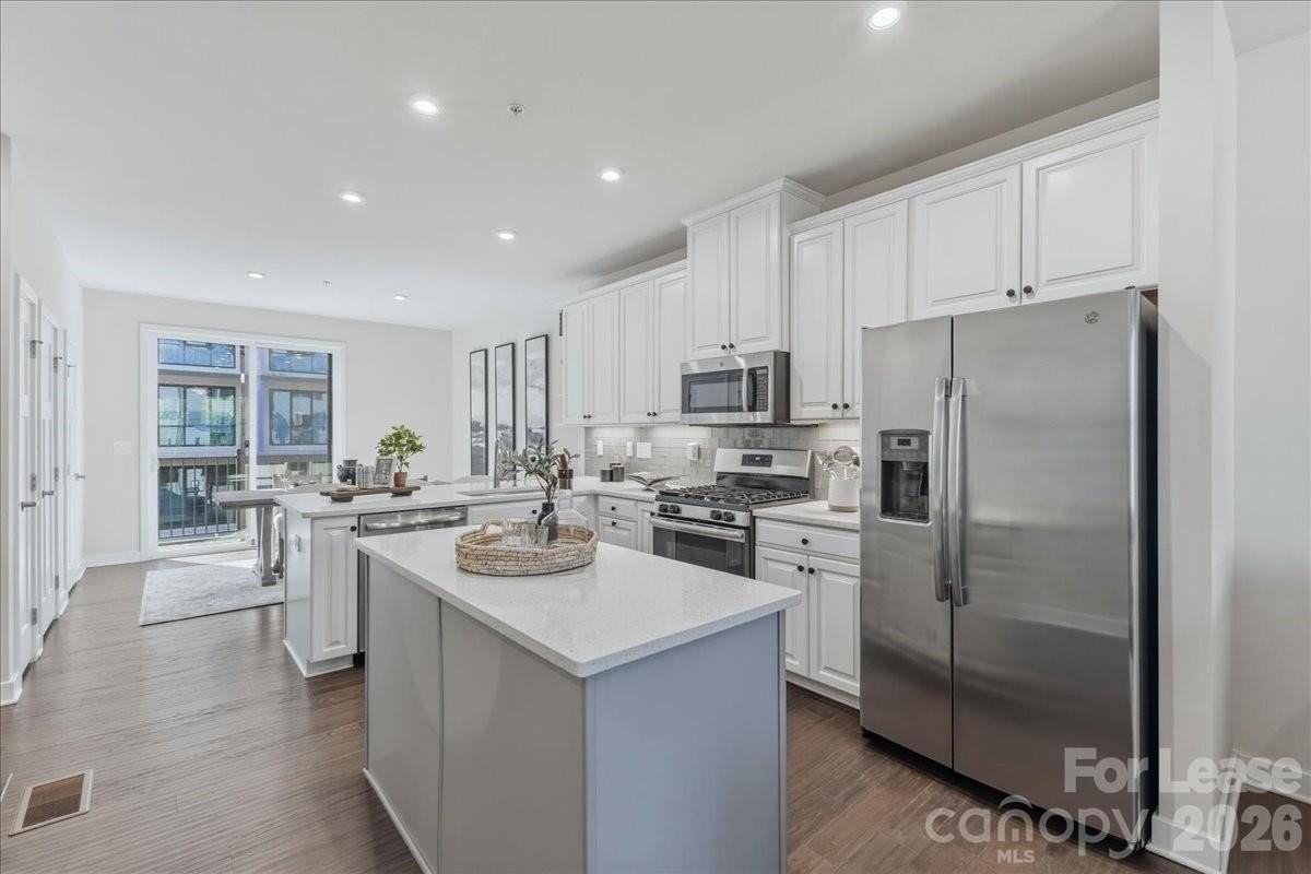 522 Music Hall Way - Photo 7 of 24