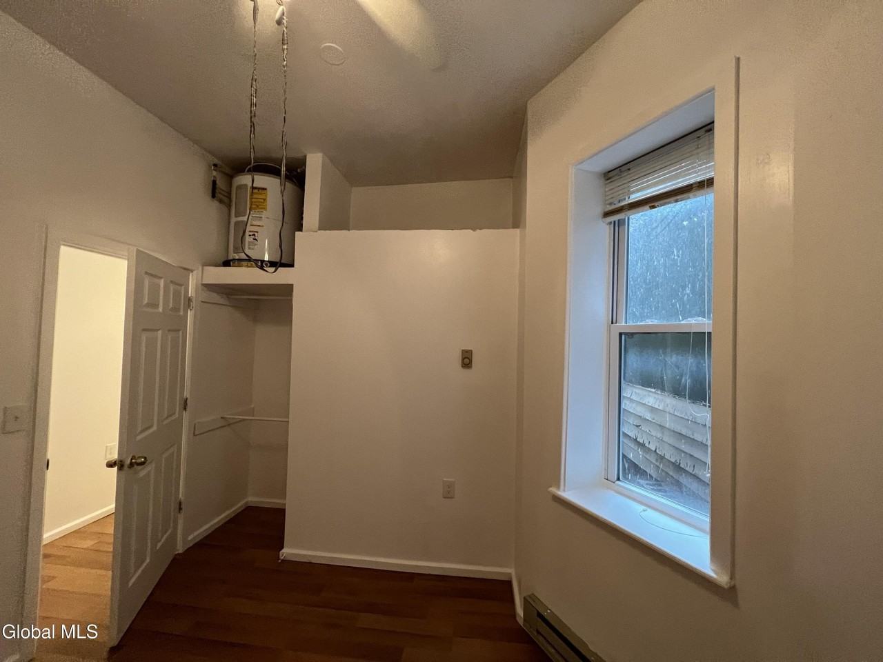 150 4th St #4 - Photo 7 of 13